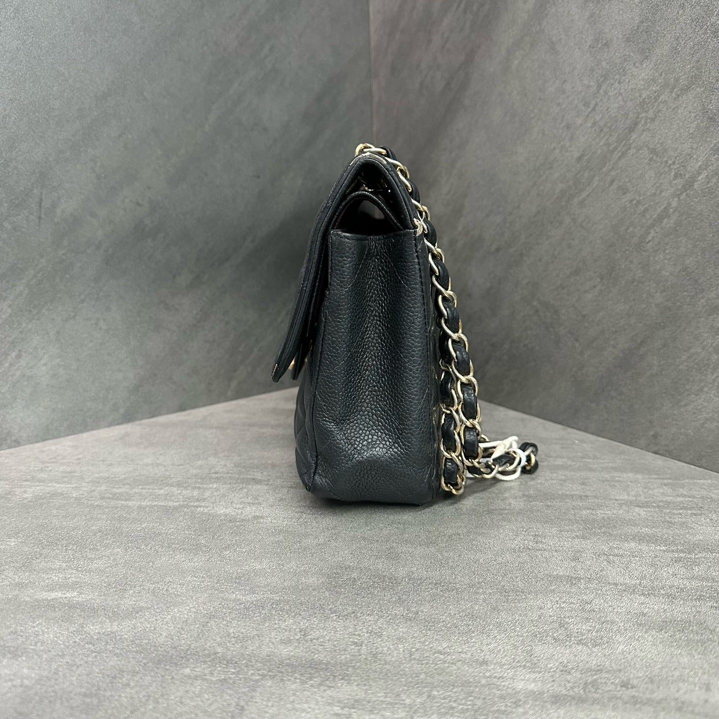 Chanel CF Medium Black Gold Lambskin Chain Bag 15 Opening
