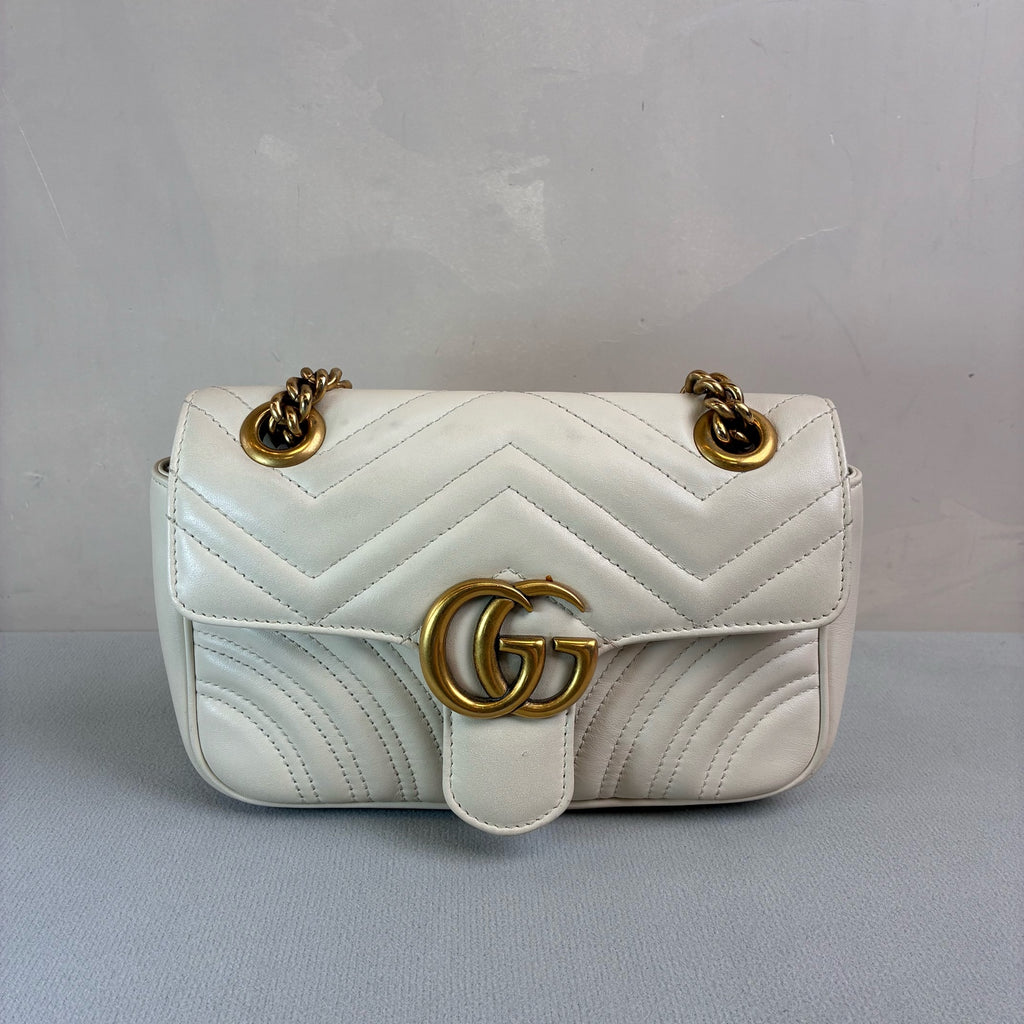 Gucci/Gucci 97 New Gucci Marmont Platinum 22 Chain Bag Size 20*14