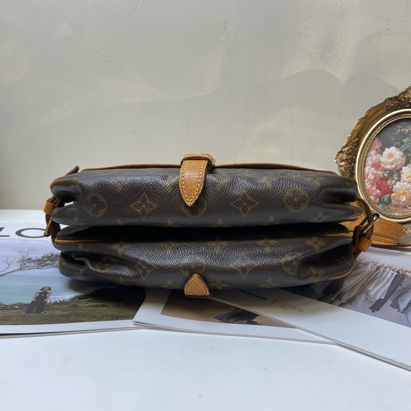 LV/Louis Vuitton Classic Monogram Vintage Small Gemini Shoulder Bag 98% New Size: 28*18*12 Monogram Coated Canvas