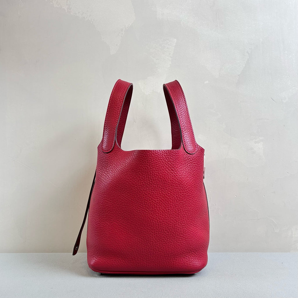 Hermes T刻 99% new Piction 18 basket in red leather, size 18*18.