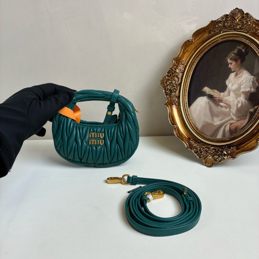 MiuMiu Wander Pearl Color Jacquard Pleated Texture Hobo Bag Shoulder Bag Handbag Crossbody Bag Chip Model 99% New