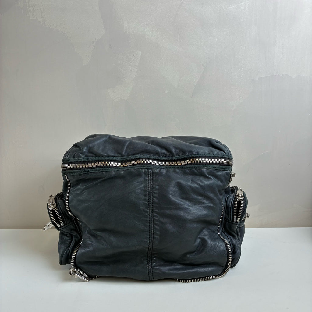 Alexander Wang / Alexander Wang Janet Shoulder Bag Black Soft Lambskin Material Size: 30*