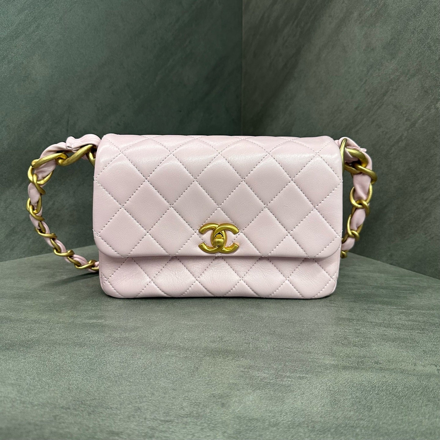 Chanel Hobo Bag with Chunky Chain Shoulder Strap, Sakura Pink, Lambskin, Flap Bag, Chip Version