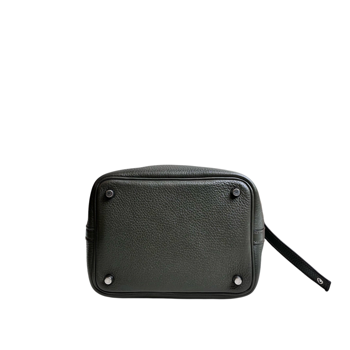 Hermes / Hermès Picotin 18 Basket P Stamp, 99% New   Dimensions: 18 x 13 x 18 cm   Color: Etain (Tin Gray)   Includes lock