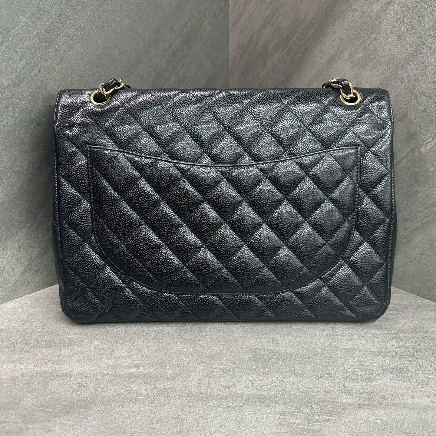 Chanel CF Maxi Black Gold Goatskin Chain Bag 15 Opening, Structured Shape, Clean Interior