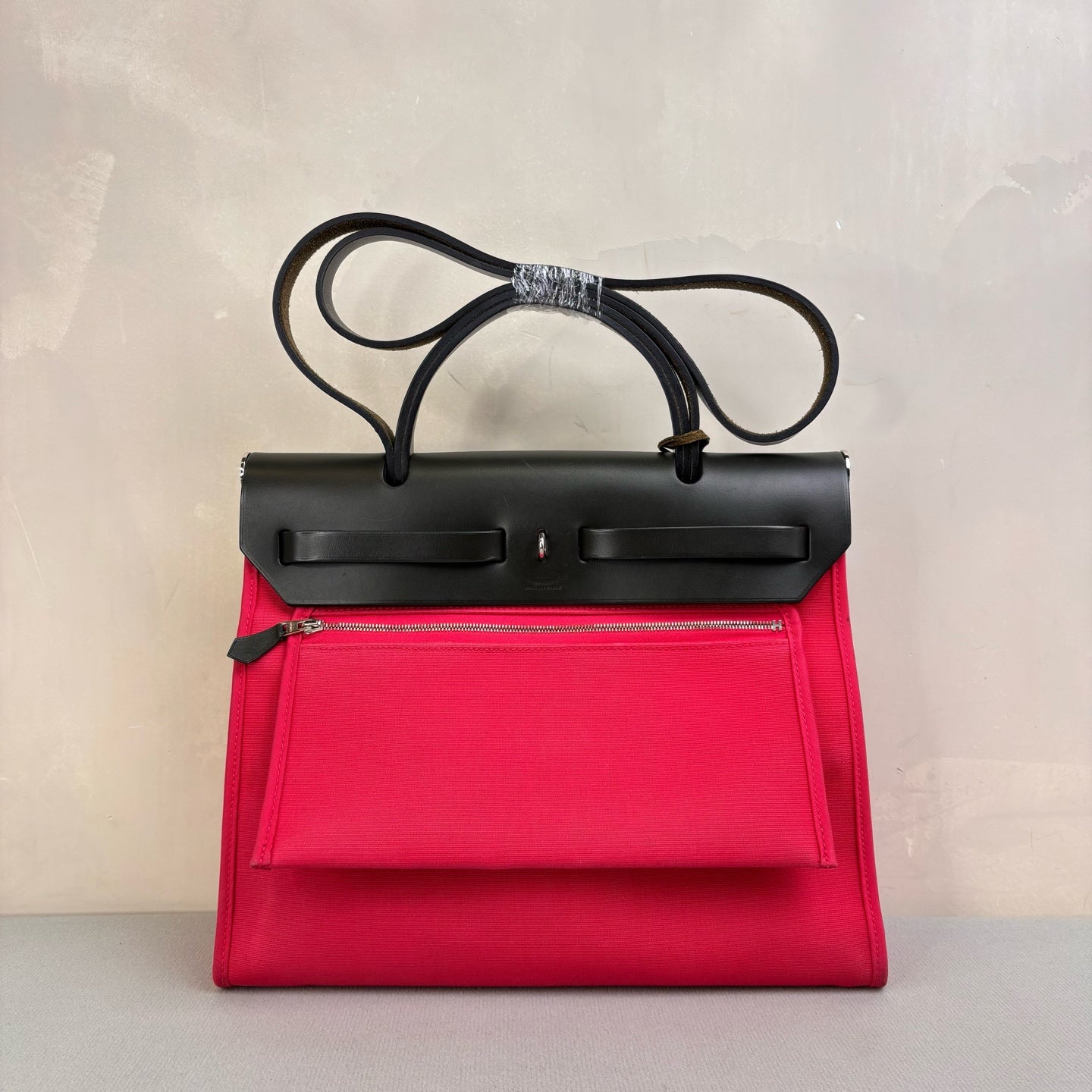 99% new Hermès C-engraved Herbag 31 canvas and leather combination, Azalea Red, crossbody bag 31*25.