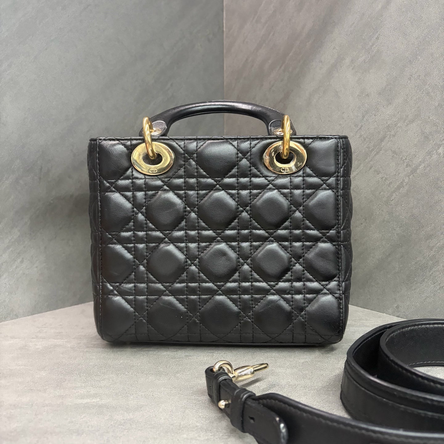 Dior Lady Dior Four-Grid Black Gold Lambskin 2018 Code Three-Dimensional Bag Clean Interior In Stock