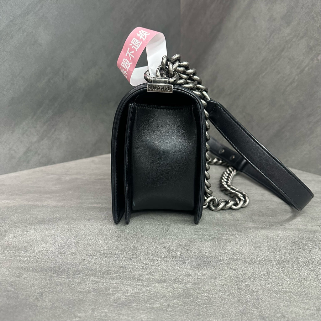 Chanel leboy medium size black silver-tone hardware lambskin chain bag, structured silhouette, 16-open