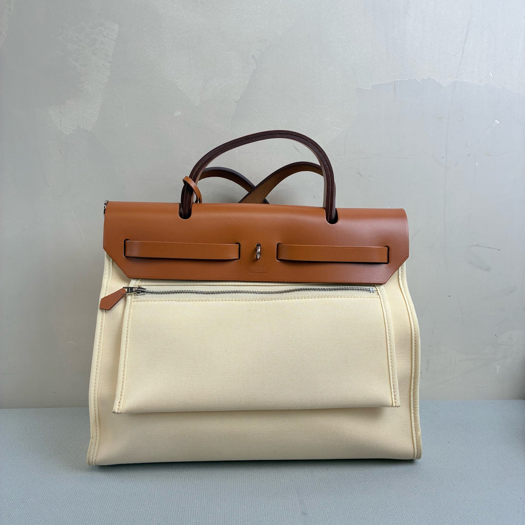 Hermès C刻 herbag31 beige canvas with leather trim, size 31*25.