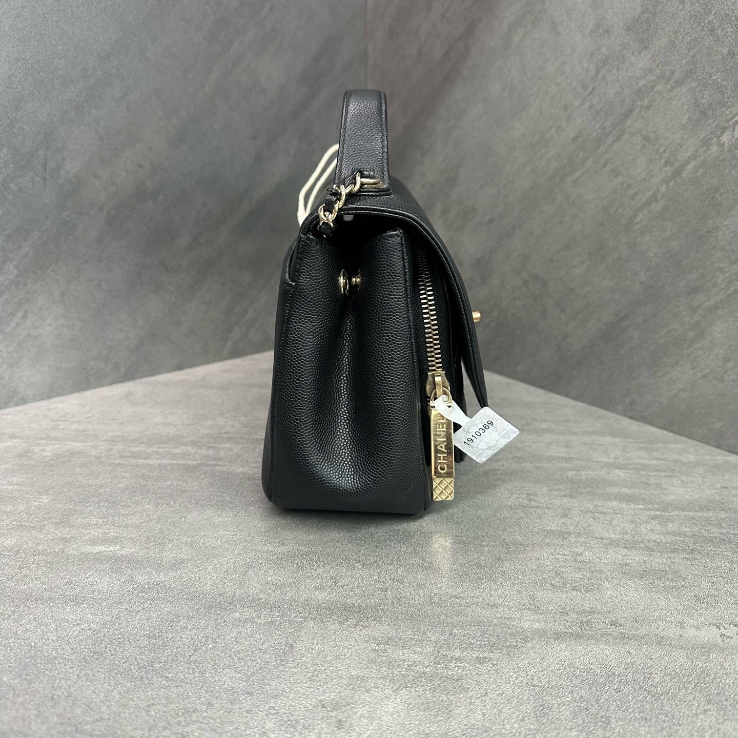 CHANEL Messenger Bag Small Size Black Quilted Calfskin with Gold Hardware 24K