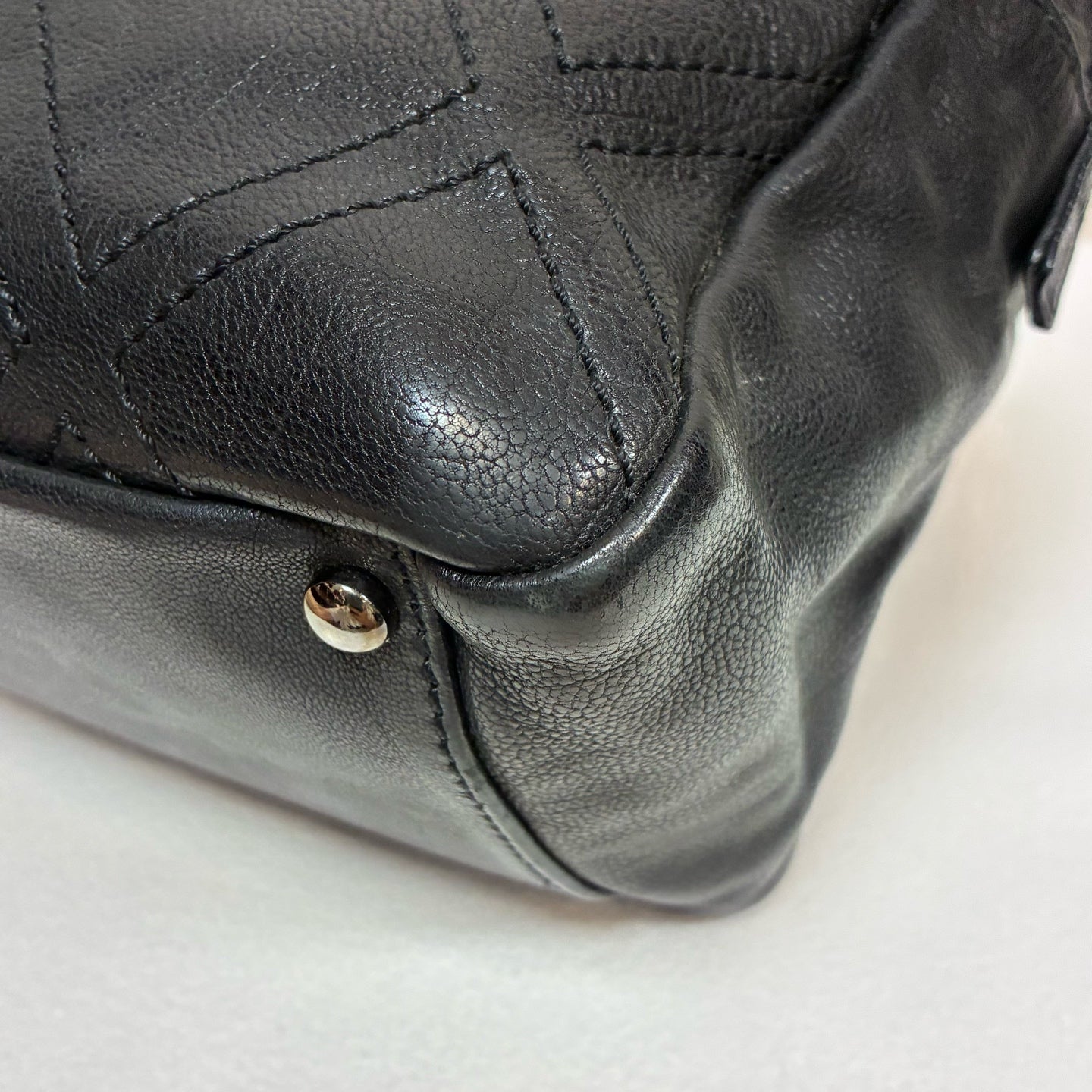 Chanel 98% New Black Large Silver CC Chain Bag, Can be Handheld or Worn on One Shoulder, Dimensions 27*18.