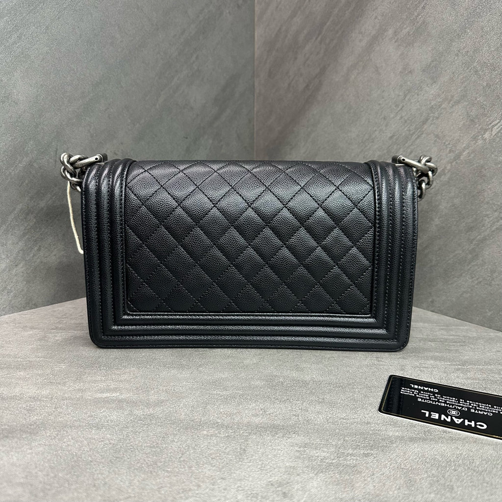 Chanel Le Boy Medium Black Silver Litchi Grain Leather Chain Bag 25 Opening with Card, Structured Shape, Clean Interior