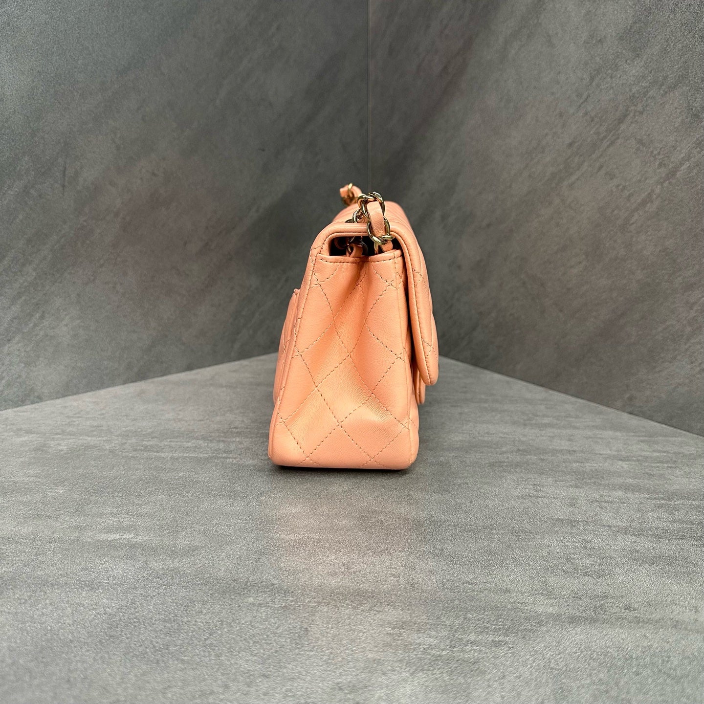 Chanel cf Square Fat Man pink gold sheepskin chain bag Chip style bag shape three-dimensional inside clean