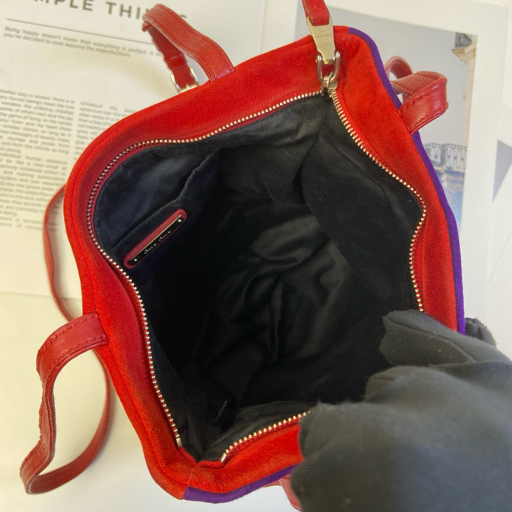 Miu Miu Color-Block Shoulder Bag 97% New Size: 29×25 Purple and Red Suede Material