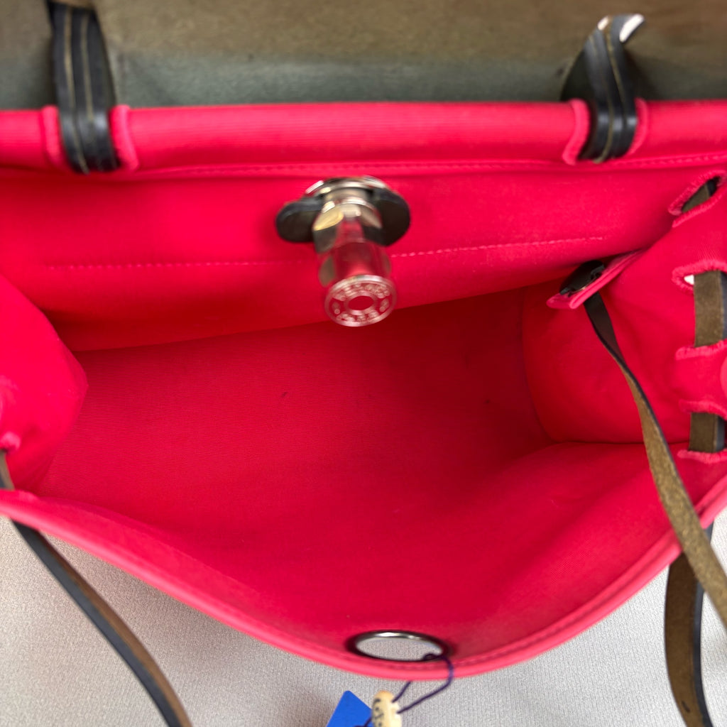 99% new Hermès C-engraved Herbag 31 canvas and leather combination, Azalea Red, crossbody bag 31*25.