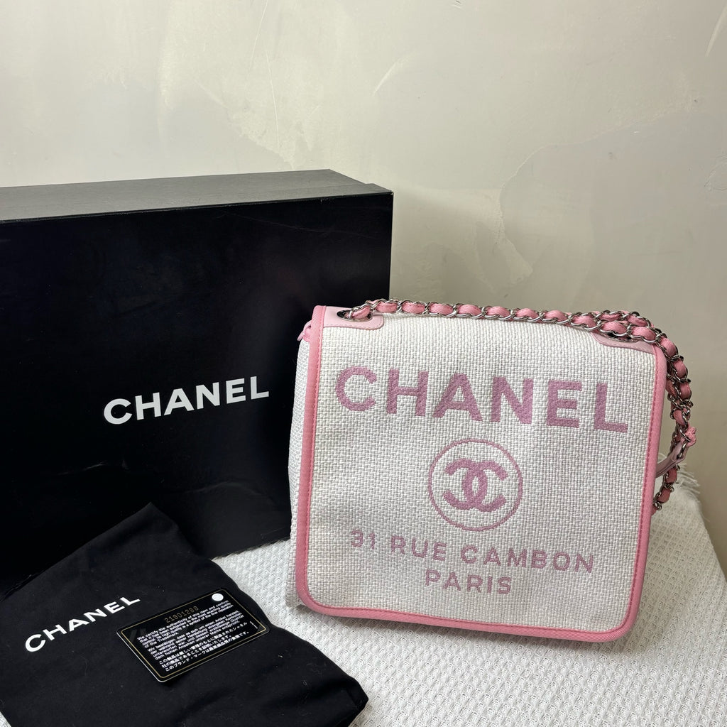 CHANEL 21 Open Pink and White Beach Flap Woven Chain Messenger Bag, 99% New, Size 23*23