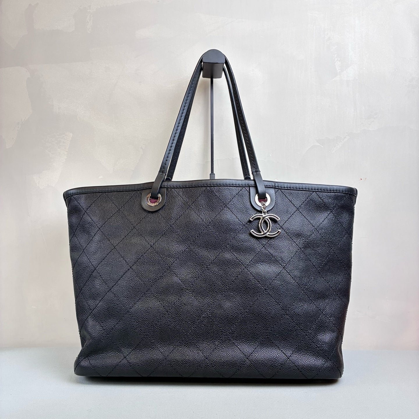Chanel 19 Classic Lambskin Quilted Caviar Double C Bag Black and Silver Color No Dust Bag 99% New Size 40*29