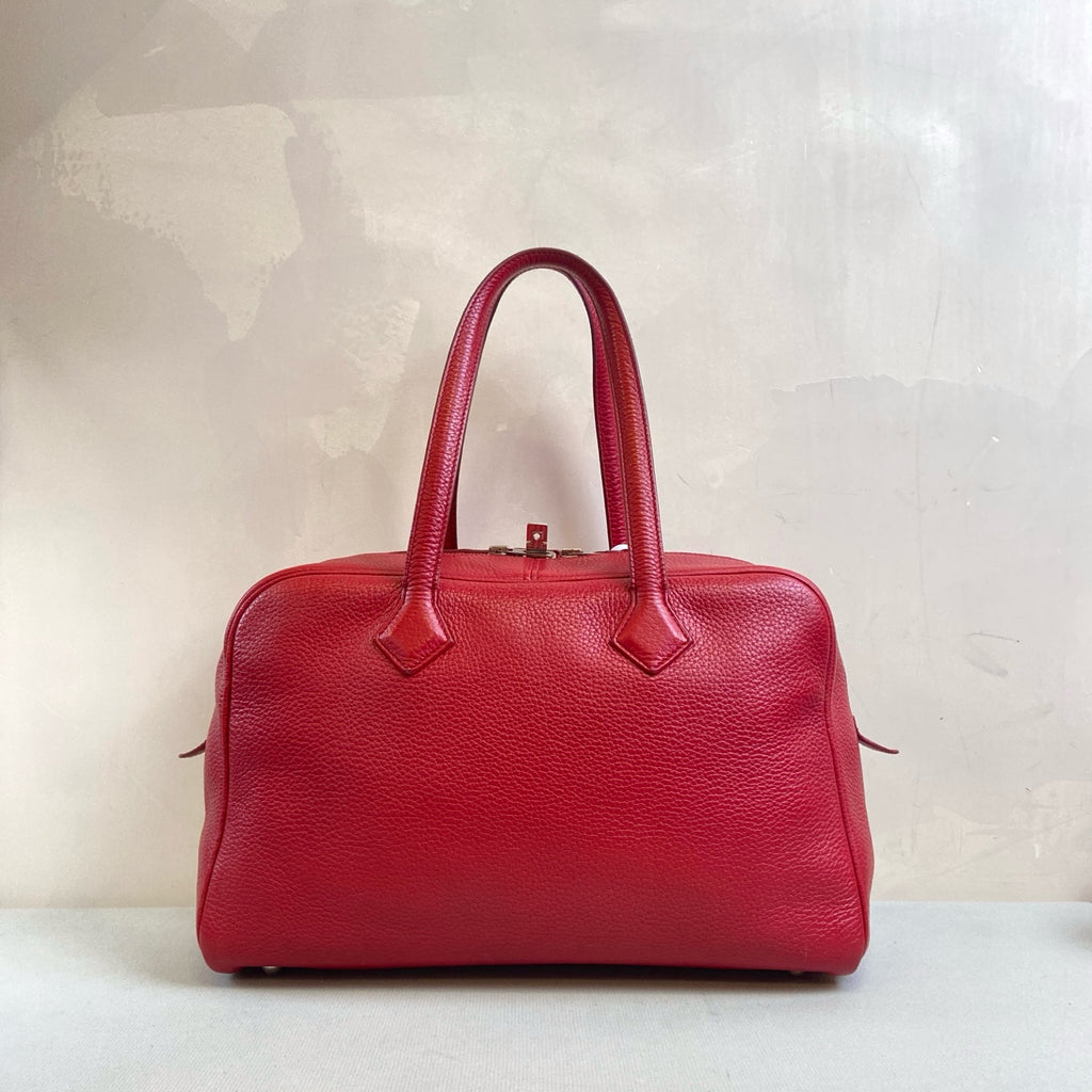Hermès 98% New Frame R Engraved Victoria 35 Red Handbag Size 35*23