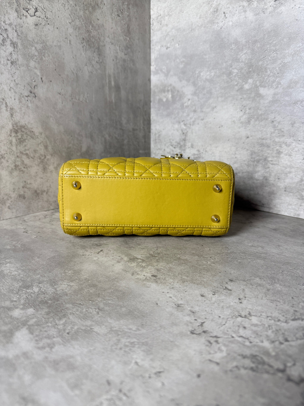 Dior Four-grid Shoulder Bag, yellow with gold-tone hardware, made of lambskin, new style, structured silhouette, clean interior, 2019 serial code, original condition, in stock at a favorable price