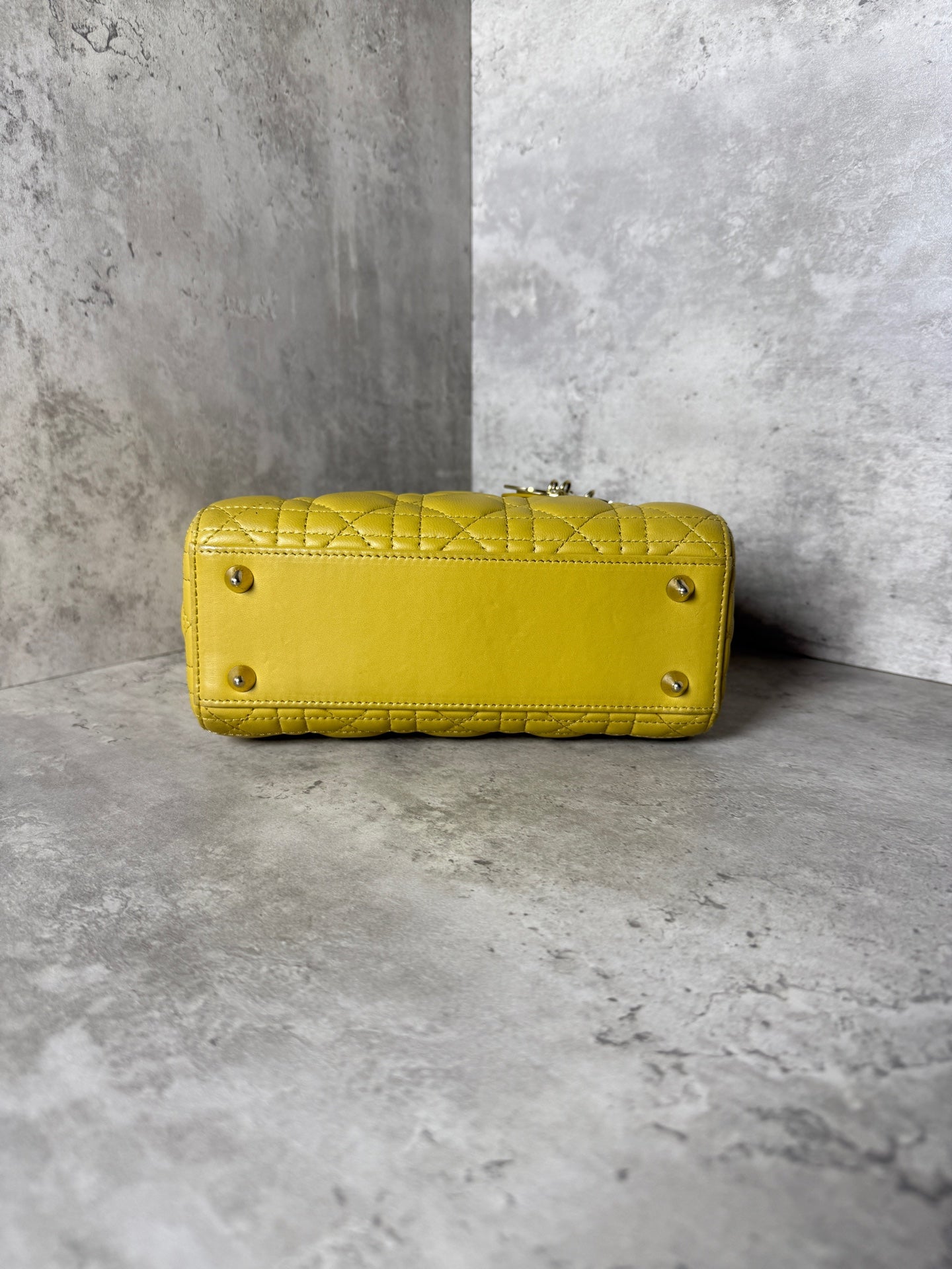 Dior Four-grid Shoulder Bag, yellow with gold-tone hardware, made of lambskin, new style, structured silhouette, clean interior, 2019 serial code, original condition, in stock at a favorable price