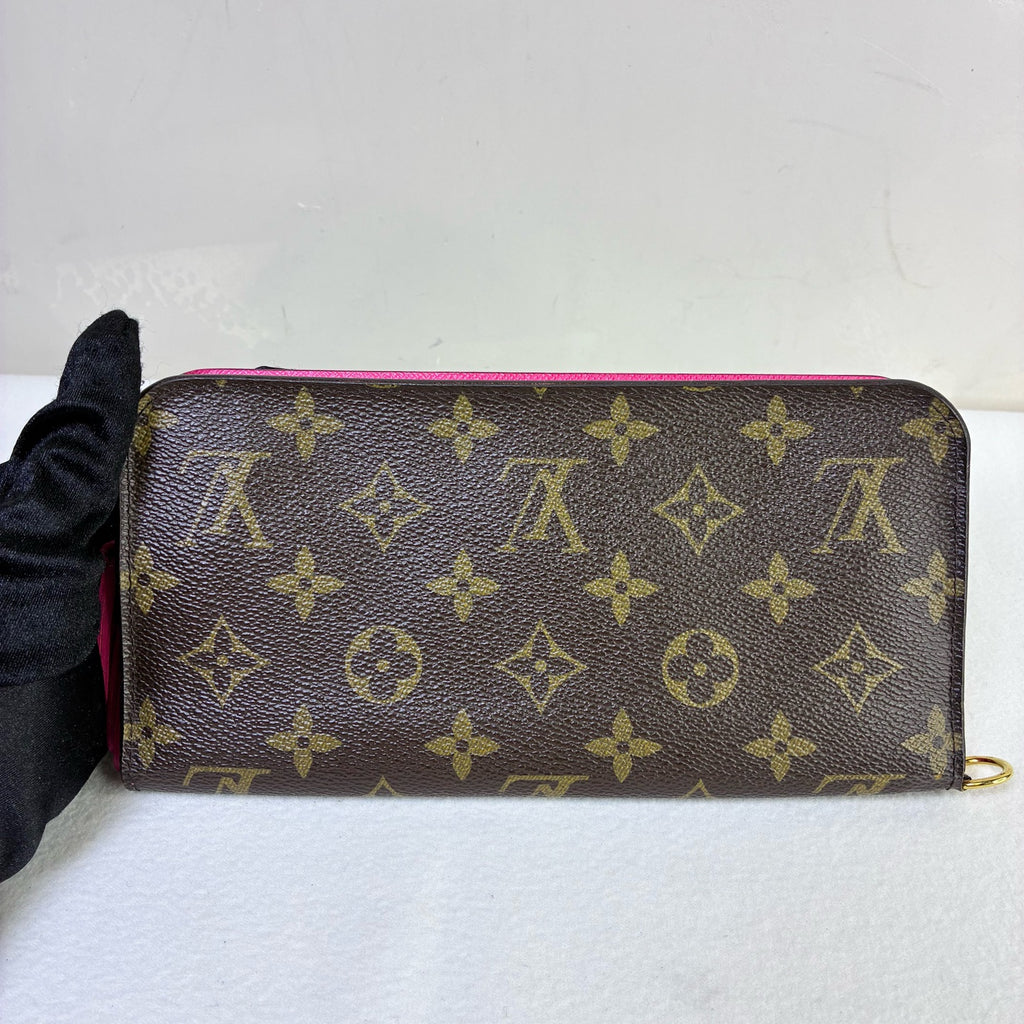Louis Vuitton 98 New Seasonal Limited Edition Large V Long Wallet Size 21*11
