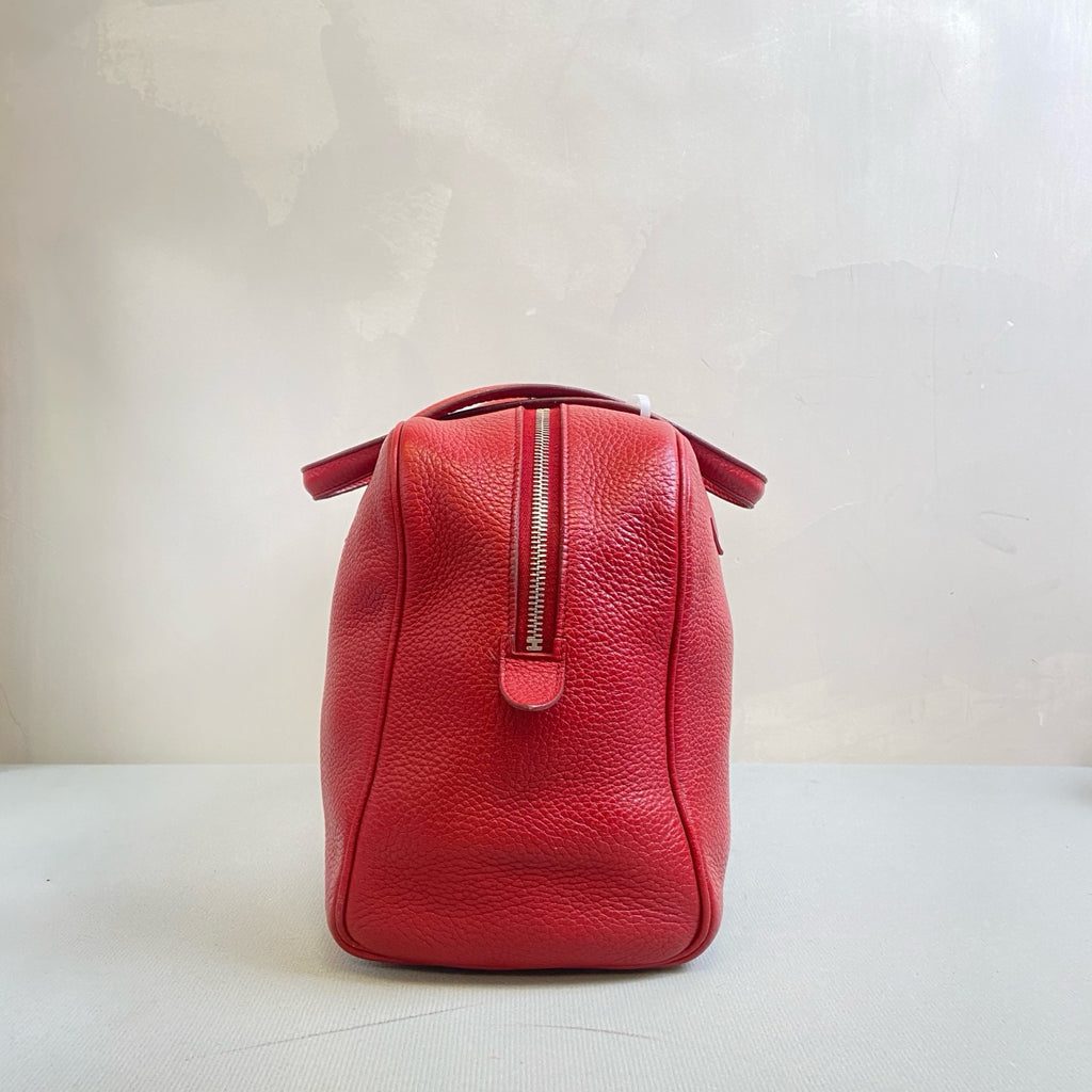 Hermès 98% New Frame R Engraved Victoria 35 Red Handbag Size 35*23