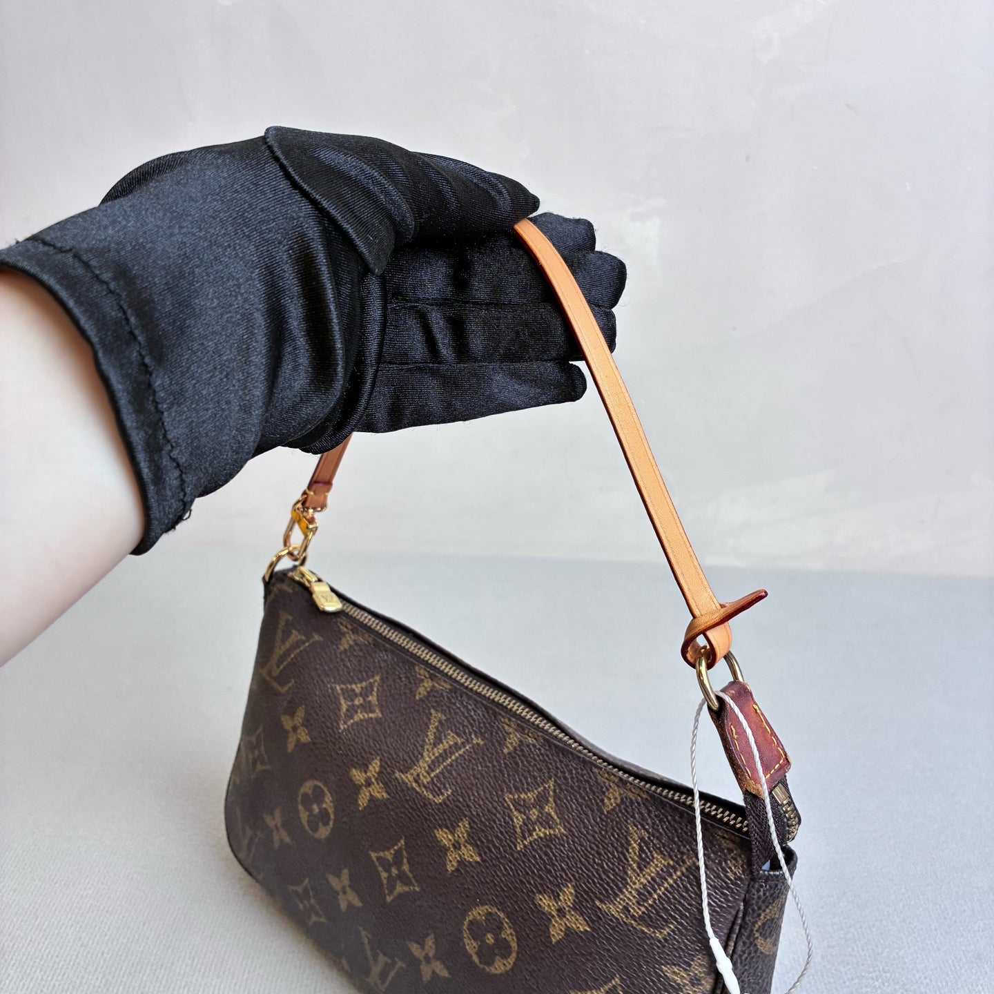 LV/Louis Vuitton Classic Monogram Side Bag Brown 99% New Size 21*13