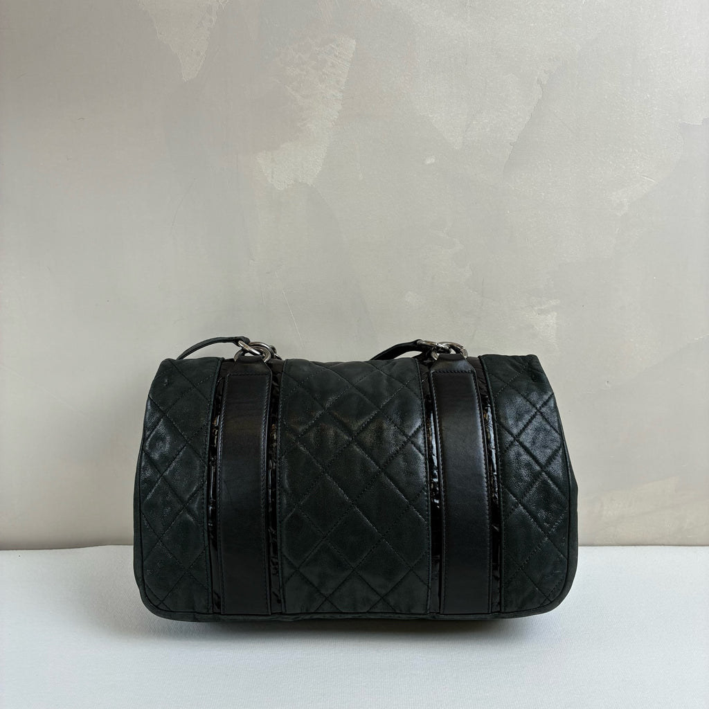 Chanel Grey Green Cambridge Messenger Bag Crossbody Bag 14 Open with Card 25×15 Medium Size Adjustable Shoulder Strap
