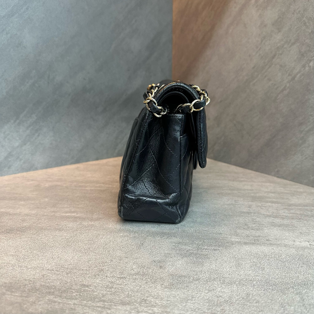 Chanel cf small black gold sheepskin chain bag, 18 kai, no card