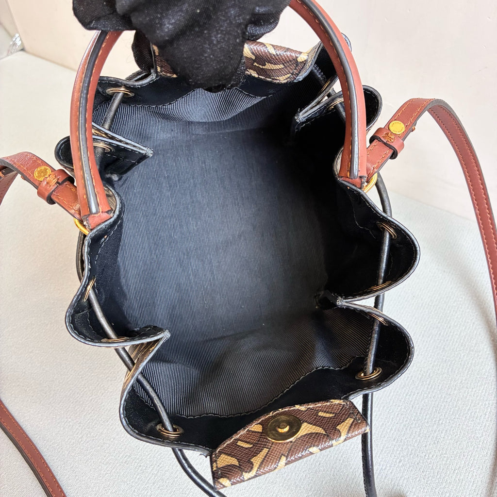 Burberry 99% New Monogram Mini Bucket Bag Retail Price 9200 Size 14*15.5
