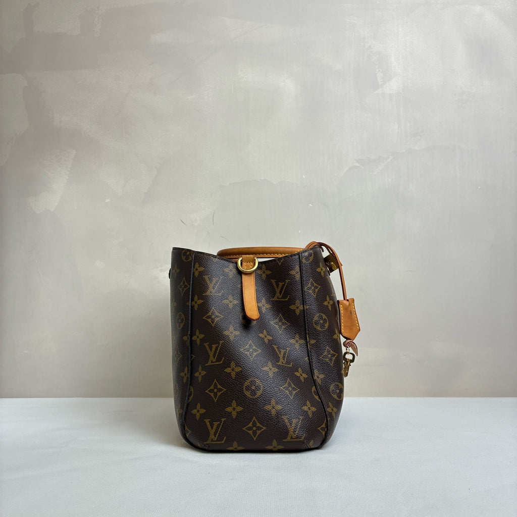 LV/Louis Vuitton Montaigne Bag Coated Canvas with Leather Size 30*18*12