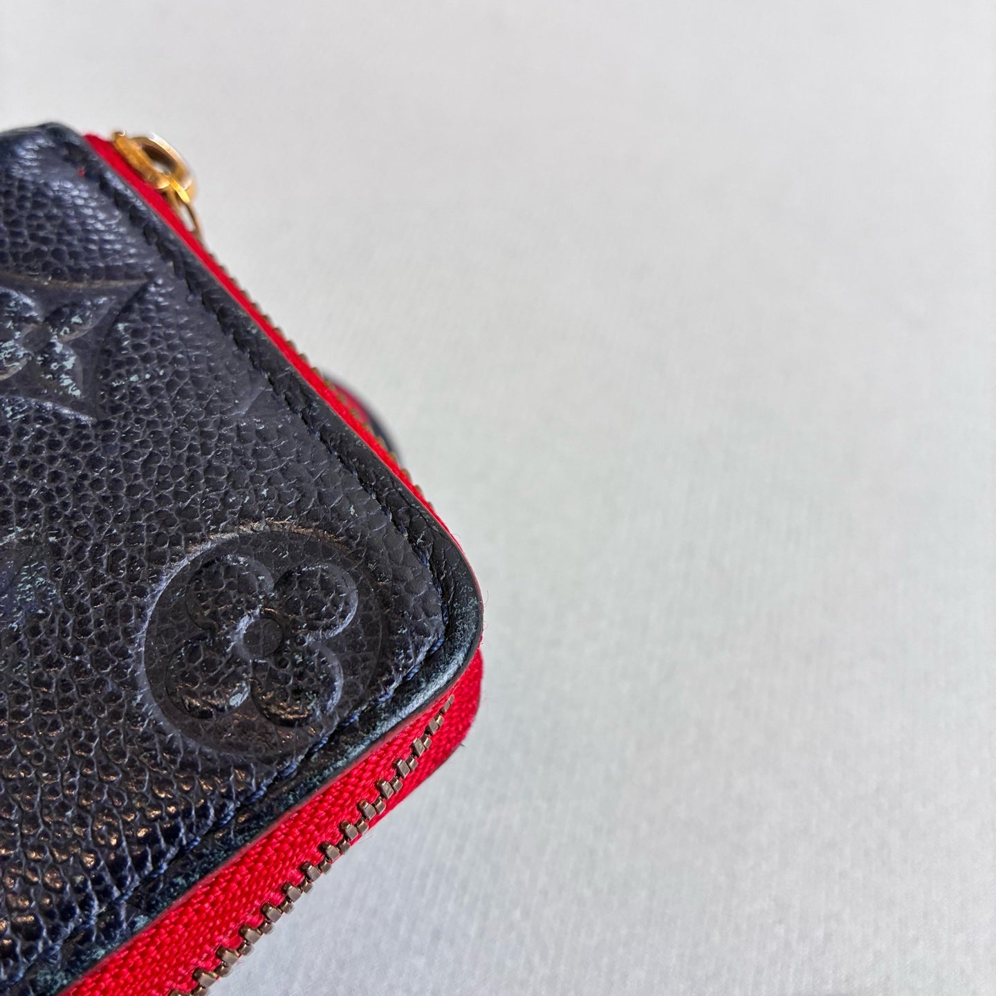 Louis Vuitton/LV 96 New CLÉMENCE Women's Wallet Dark Blue with Red Accents Size: 20*9