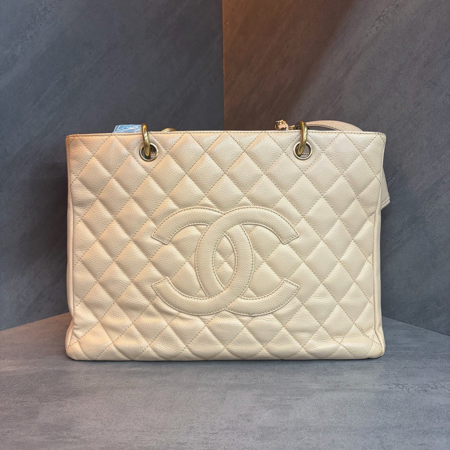 Chanel leboy medium size blue cowhide, 23 series with card, structured shape, clean interior