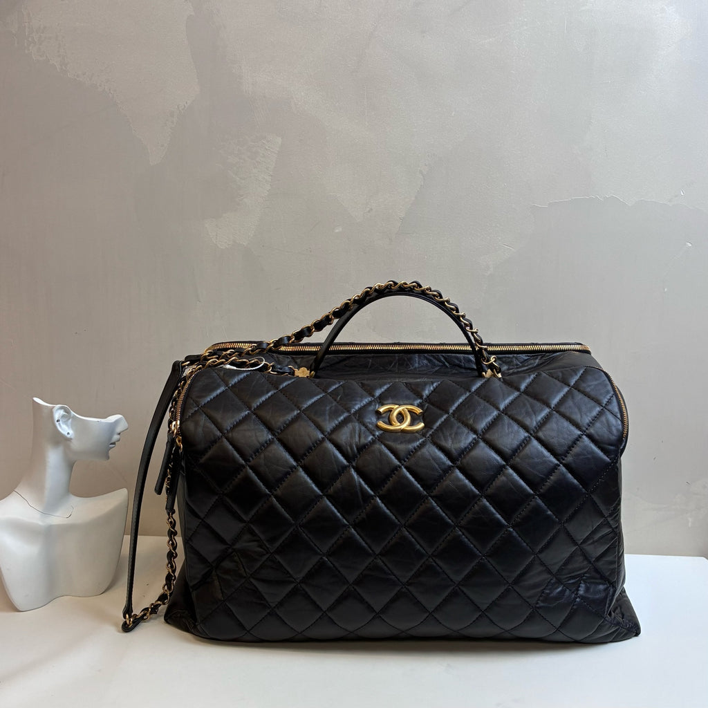Chanel 23C Black and Gold Lambskin Bowling Travel Bag 99% New Chip Version Travel Bag Gym Bag Length 40cm Black