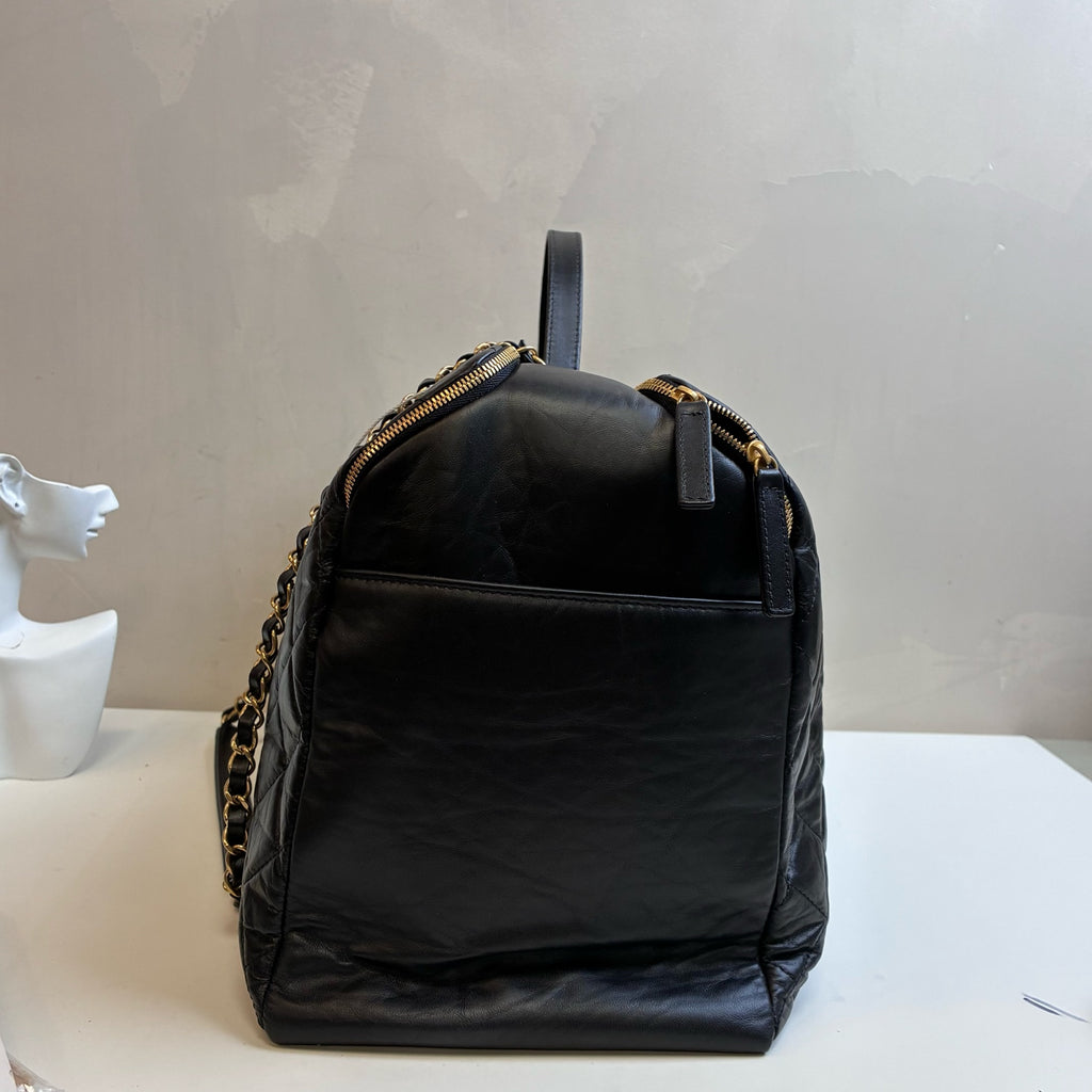 Chanel 23C Black and Gold Lambskin Bowling Travel Bag 99% New Chip Version Travel Bag Gym Bag Length 40cm Black