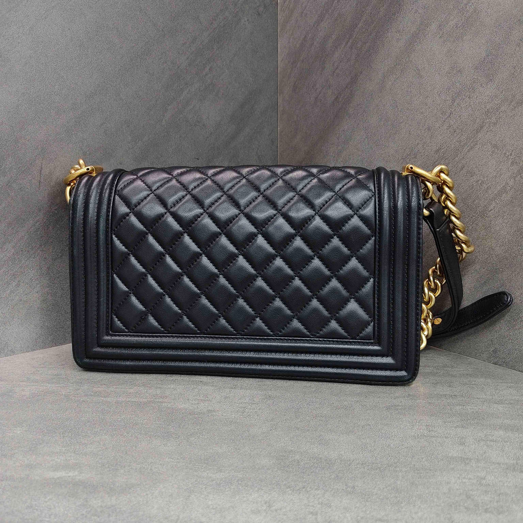 Chanel Le Boy Medium Black and Gold Shoulder Crossbody Bag 22 Opening Without Card