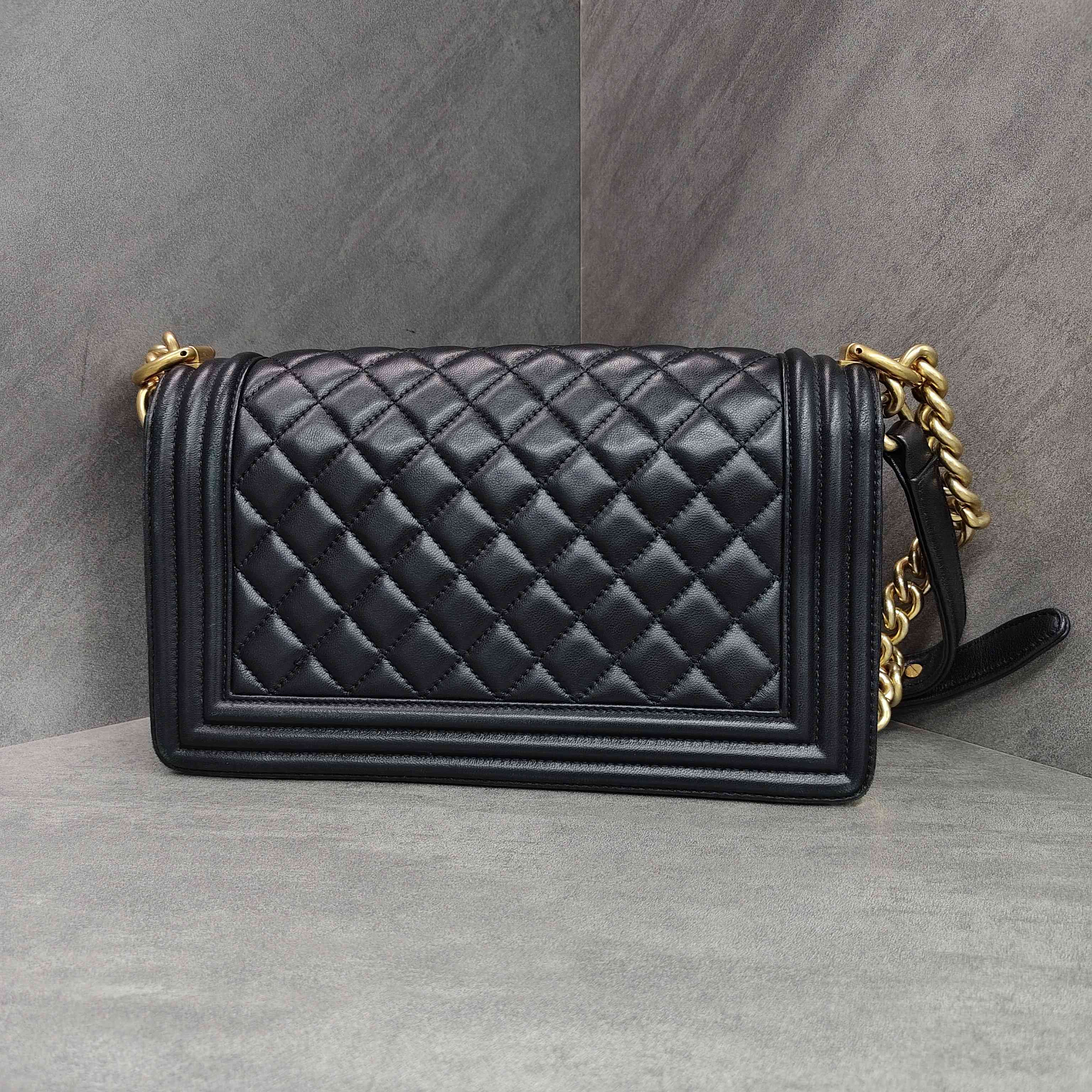 Chanel Le Boy Medium Black and Gold Shoulder Crossbody Bag 22 Opening Without Card