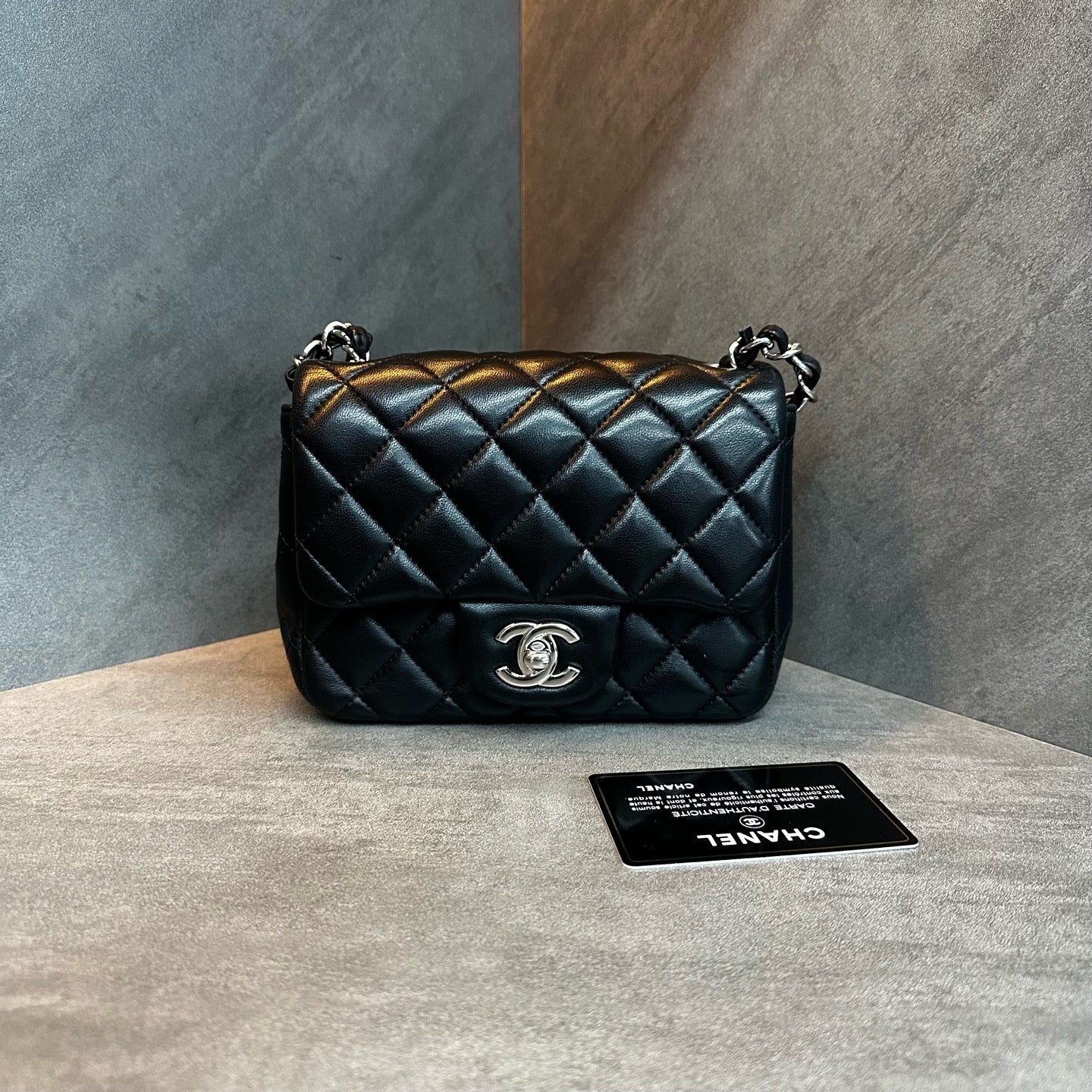 Chanel cf Square Fat Man Black silver sheepskin chain bag, 29K size, card bag type, three-dimensional, clean inside