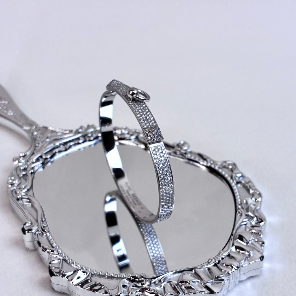 Hermès 13th Year Platinum Pavé Diamond CDC Bracelet Size LG Condition 98% New Perfect Appearance Retail Price 500,000 yuan