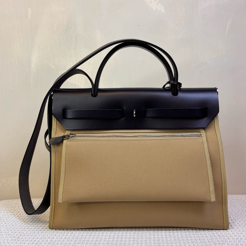 99% new Hermes khaki canvas and leather silver buckle herbag31 Z stamp