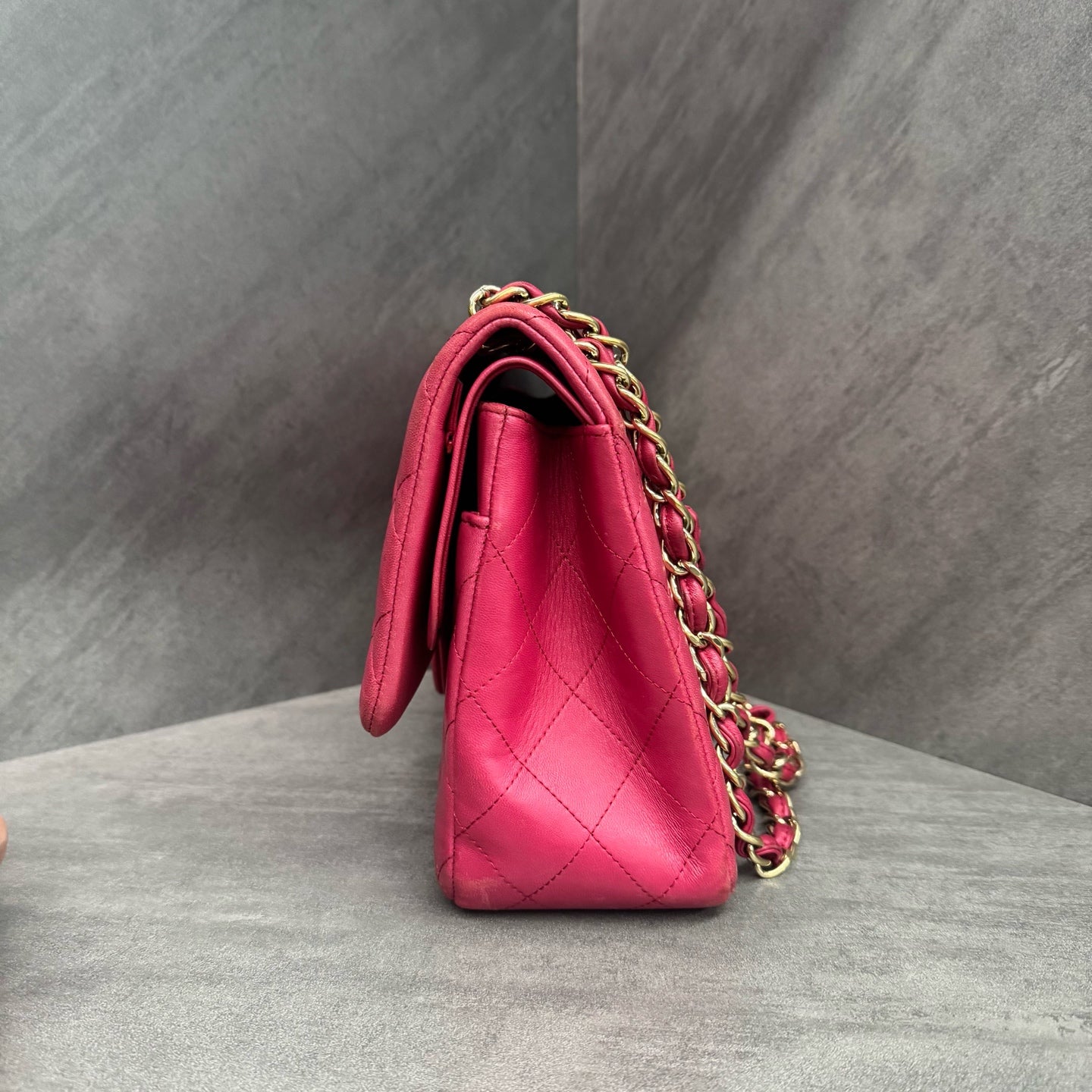 Chanel pink gold-tone lambskin jumbo, 21 series, in stock at a great price
