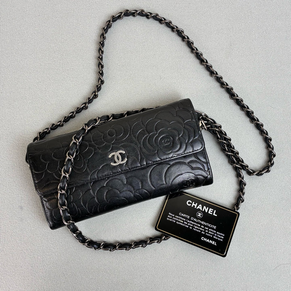 Chanel Camellia Crossbody Chain Bag 20 Opening With Card Classic Camellia Embossed Silver Interior Size 19.5*10