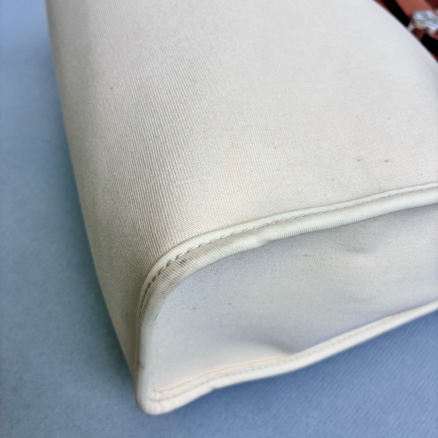 Hermès C刻 herbag31 beige canvas with leather trim, size 31*25.