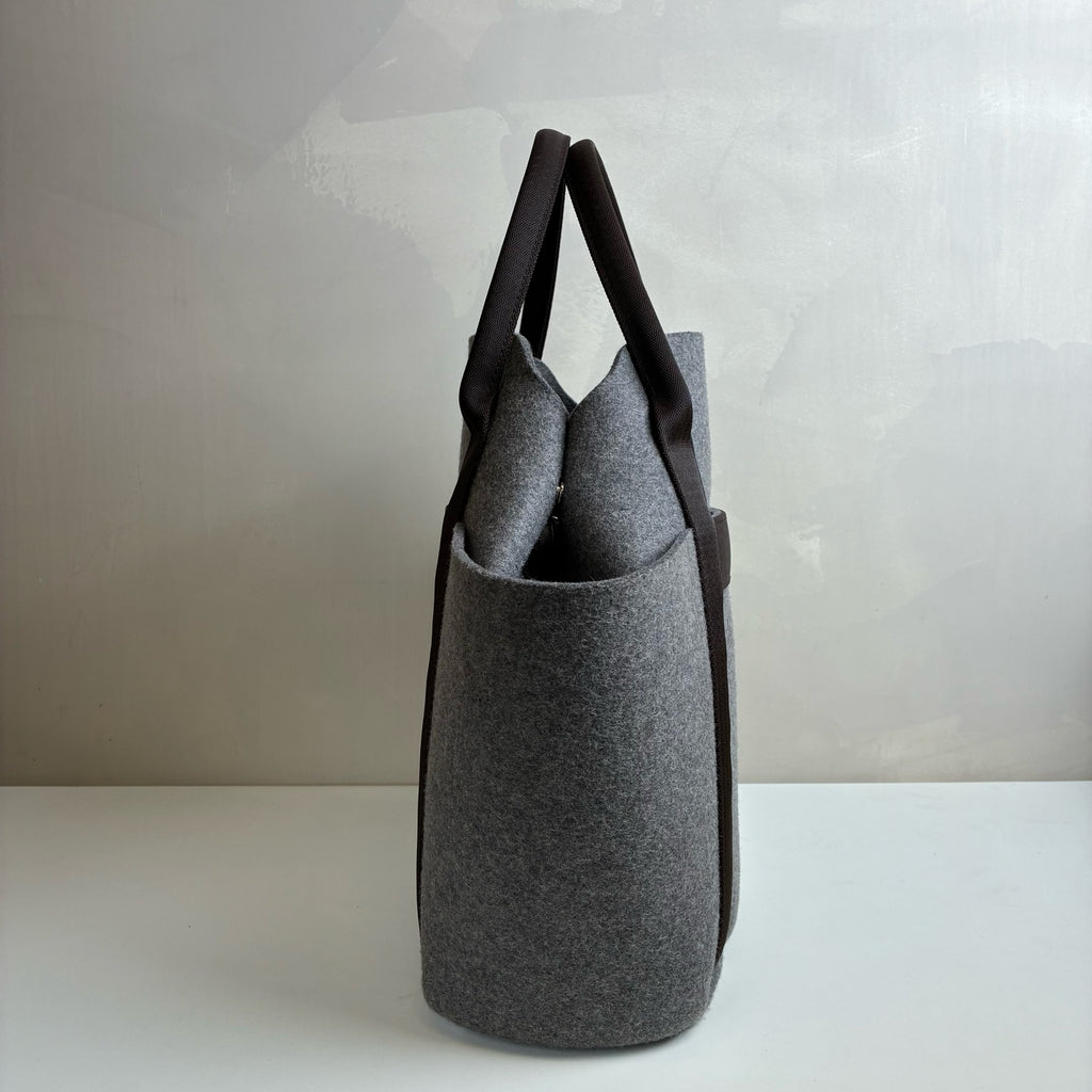 Hermès Groom Bag Gray Felt Equestrian Bag W Mark Shoulder Bag 99% New Size: 38*16*3