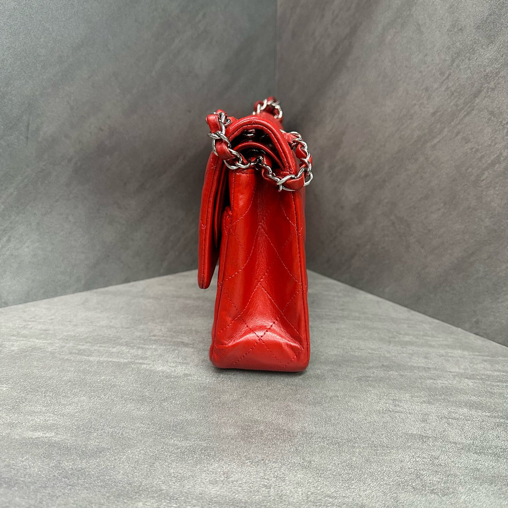 Chanel CF Medium Red Silver Lambskin Chain Bag, 15 Opening, Interior Clean.