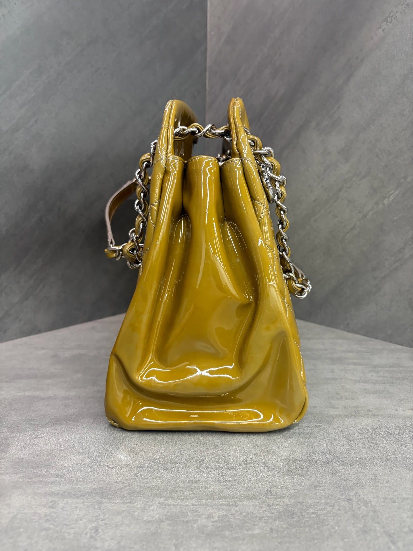Chanel Bowling Bag, Olive Green Patent Leather, 16-size with authenticity card, structured silhouette, clean interior, original condition