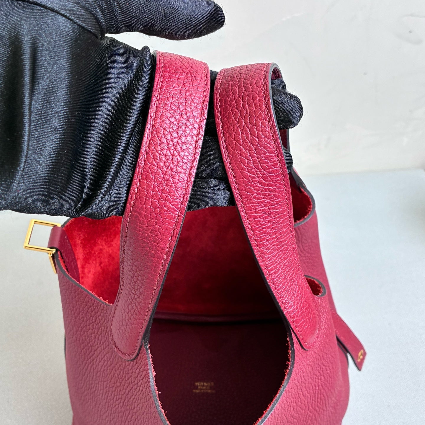 Hermès Y刻 Picotin 18 Basket Bag in Burgundy with Gold Hardware, Size 18*19