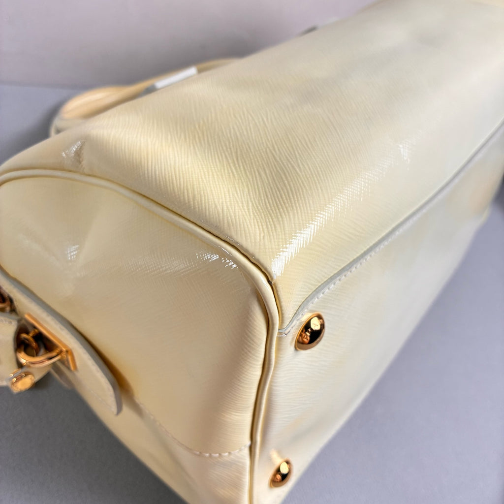 Prada 98% New Chick Yellow Patent Leather Boston Tote Handbag Crossbody Bag Saffiano Texture Size 32*17