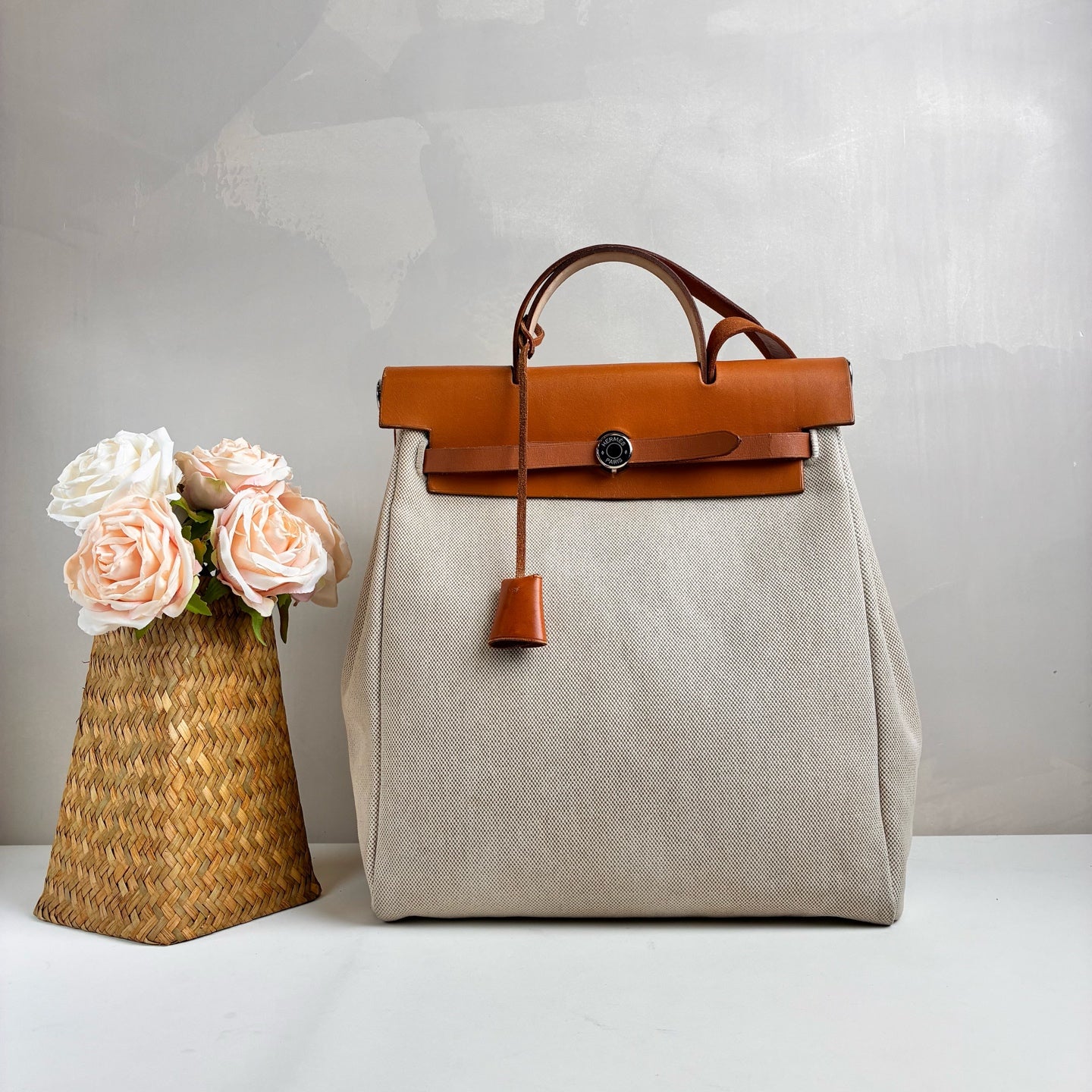 Hermès/Herbag Off-white with Brown Material Canvas Frame E Engraving 97% New Size 31*18