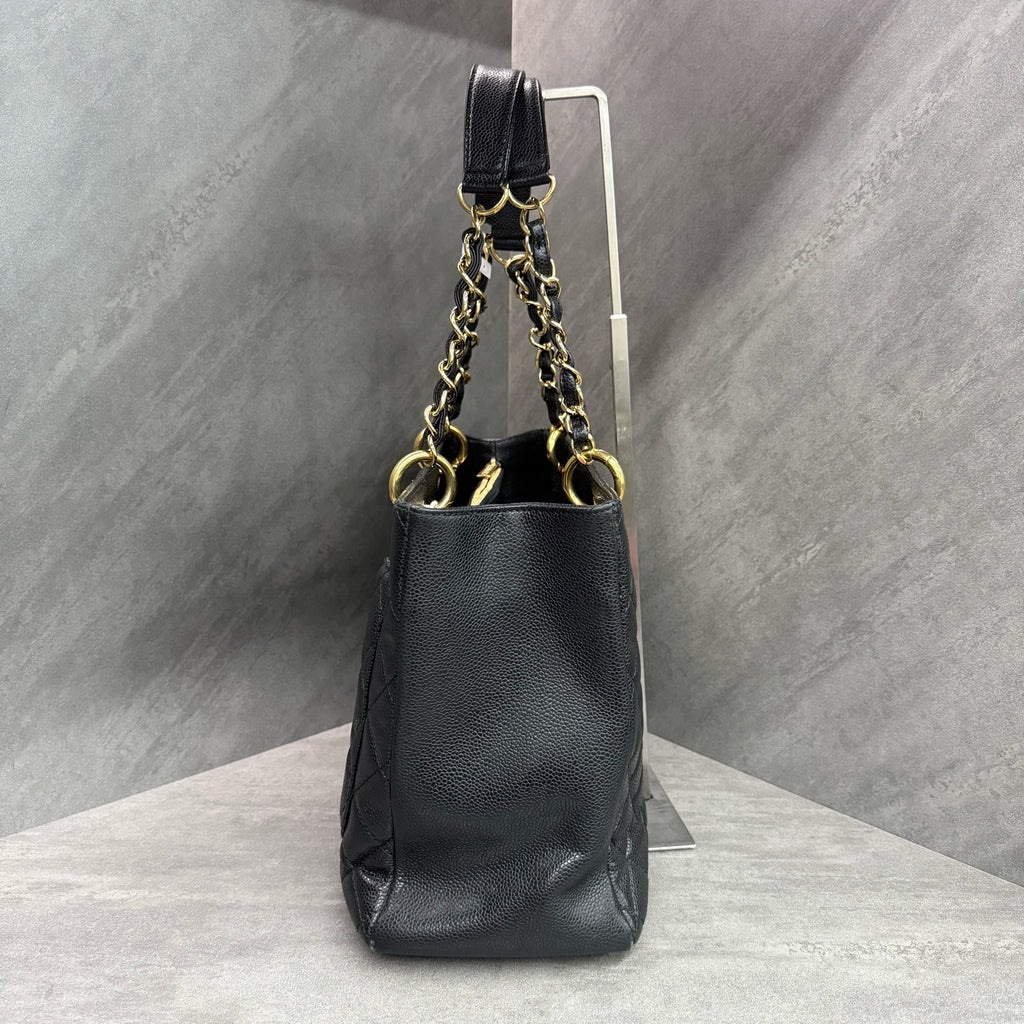 Chanel gst lychee cowhide black gold 16k card with strap